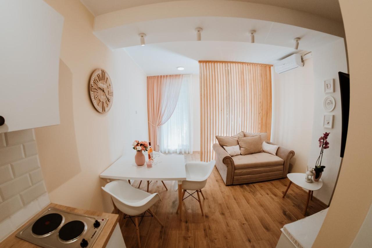 סומבור Apartman Cute&Cosy Lux מראה חיצוני תמונה